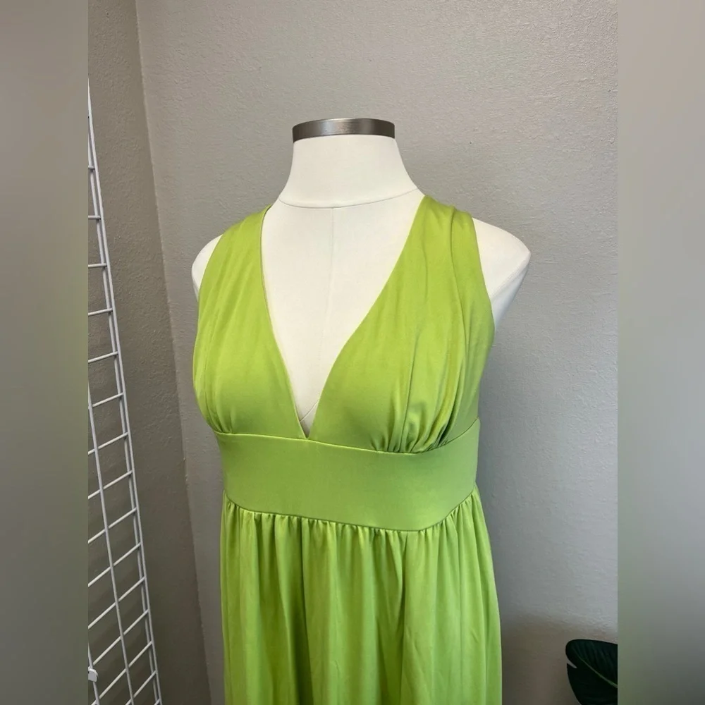 Ever Pretty Green Floor Length Dress - New - Size 26